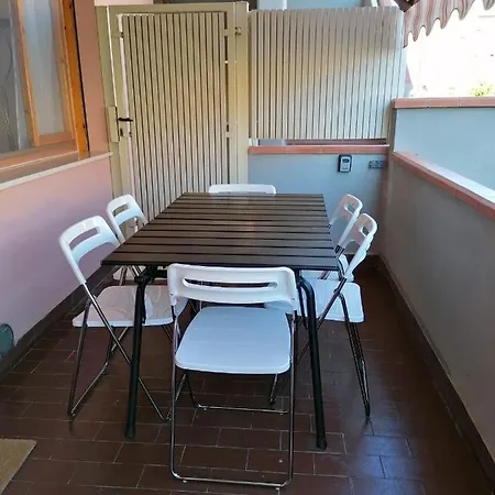 Appartamento Con 2 Terrazze Porto Azzurro A 300 Mt Dal Centro Exterior photo