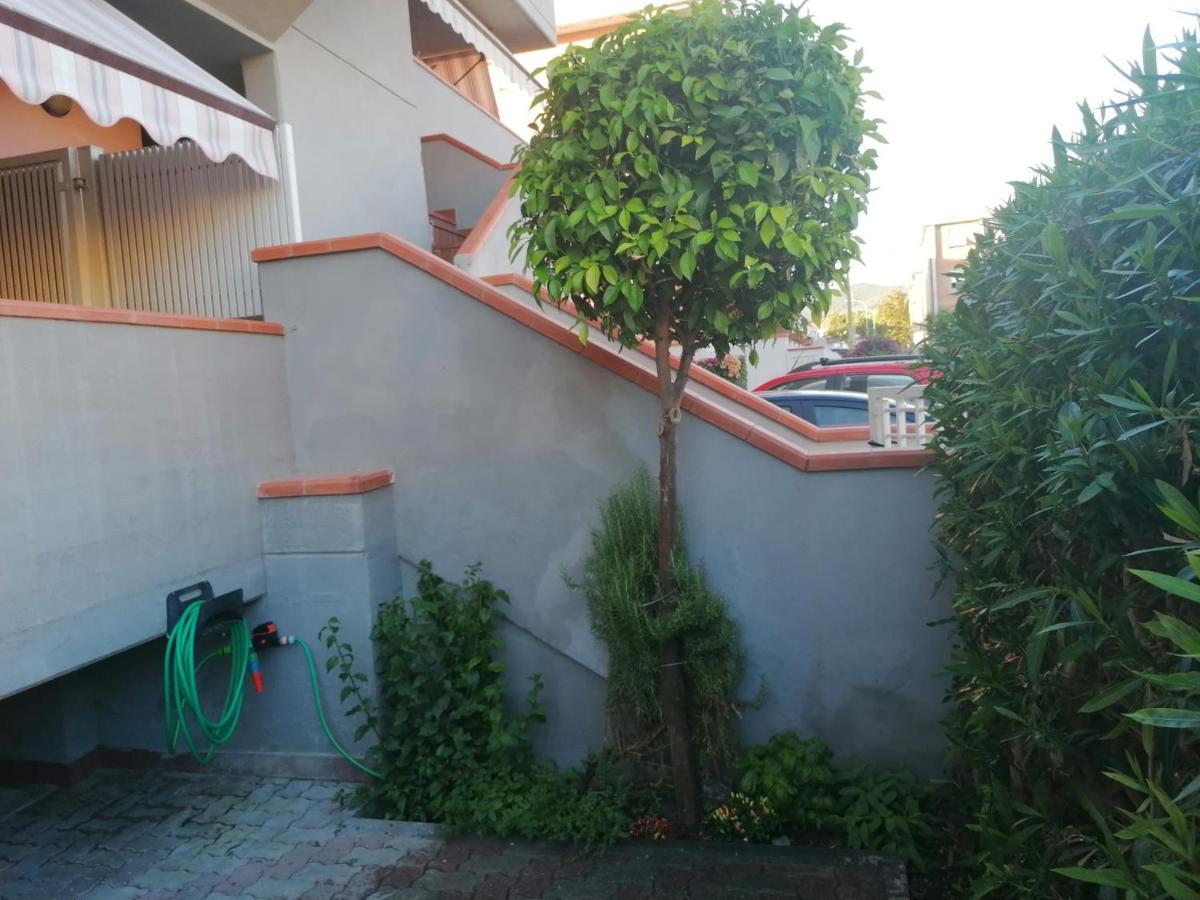 Con 2 Terrazze A 300 Mt Dal Centro Porto Azzurro