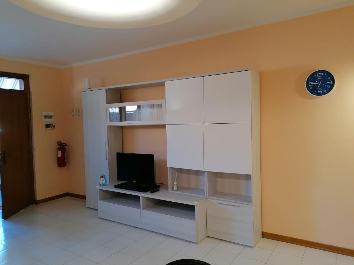 Con 2 Terrazze A 300 Mt Dal Centro Apartment