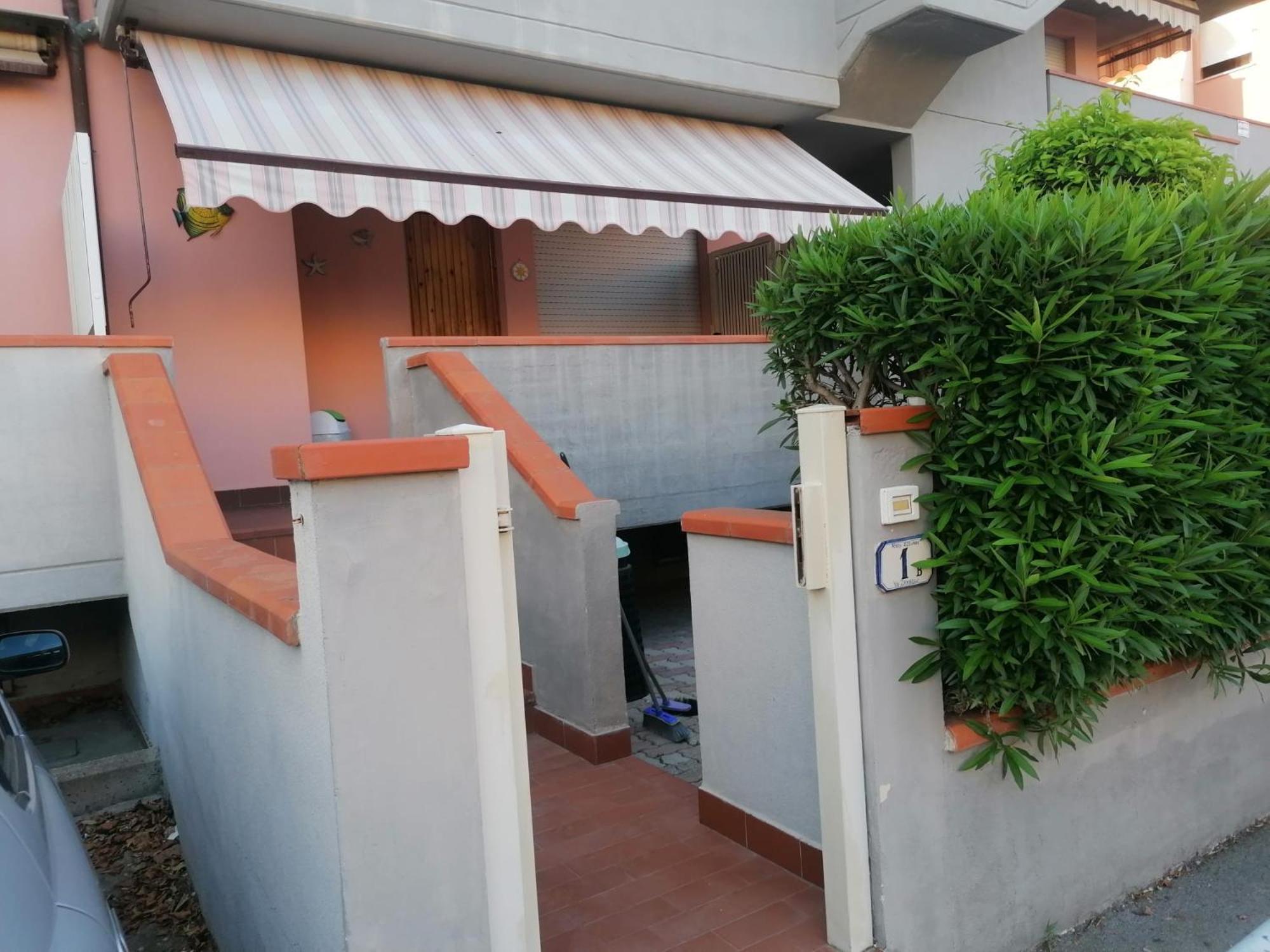 Apartment Con 2 Terrazze A 300 Mt Dal Centro Porto Azzurro